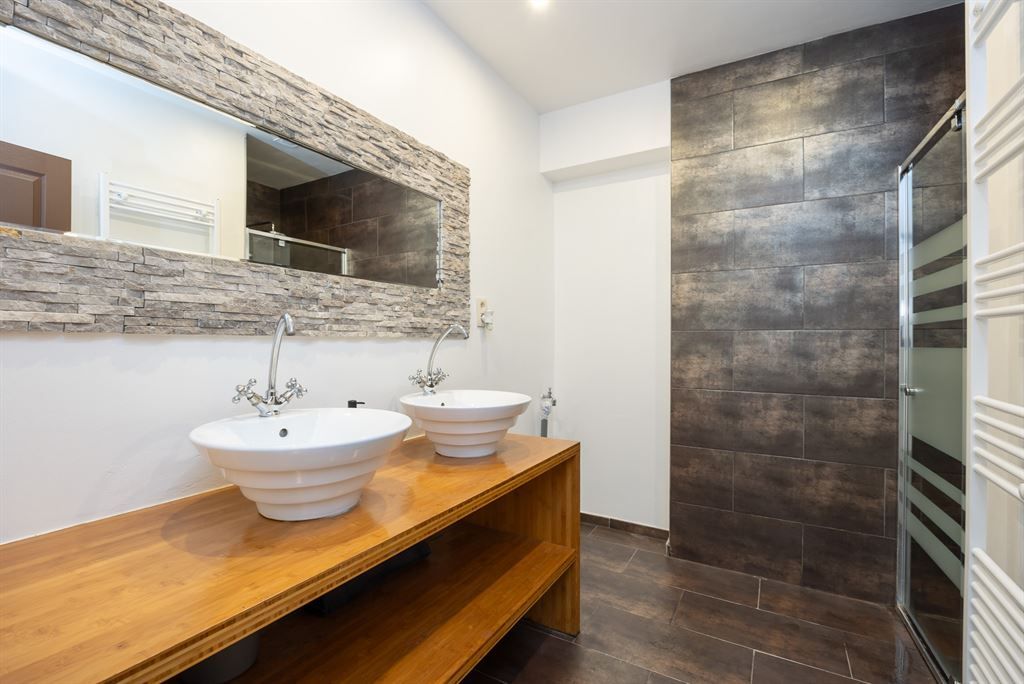Gelijkvloers appartement met zonnige tuin foto 9