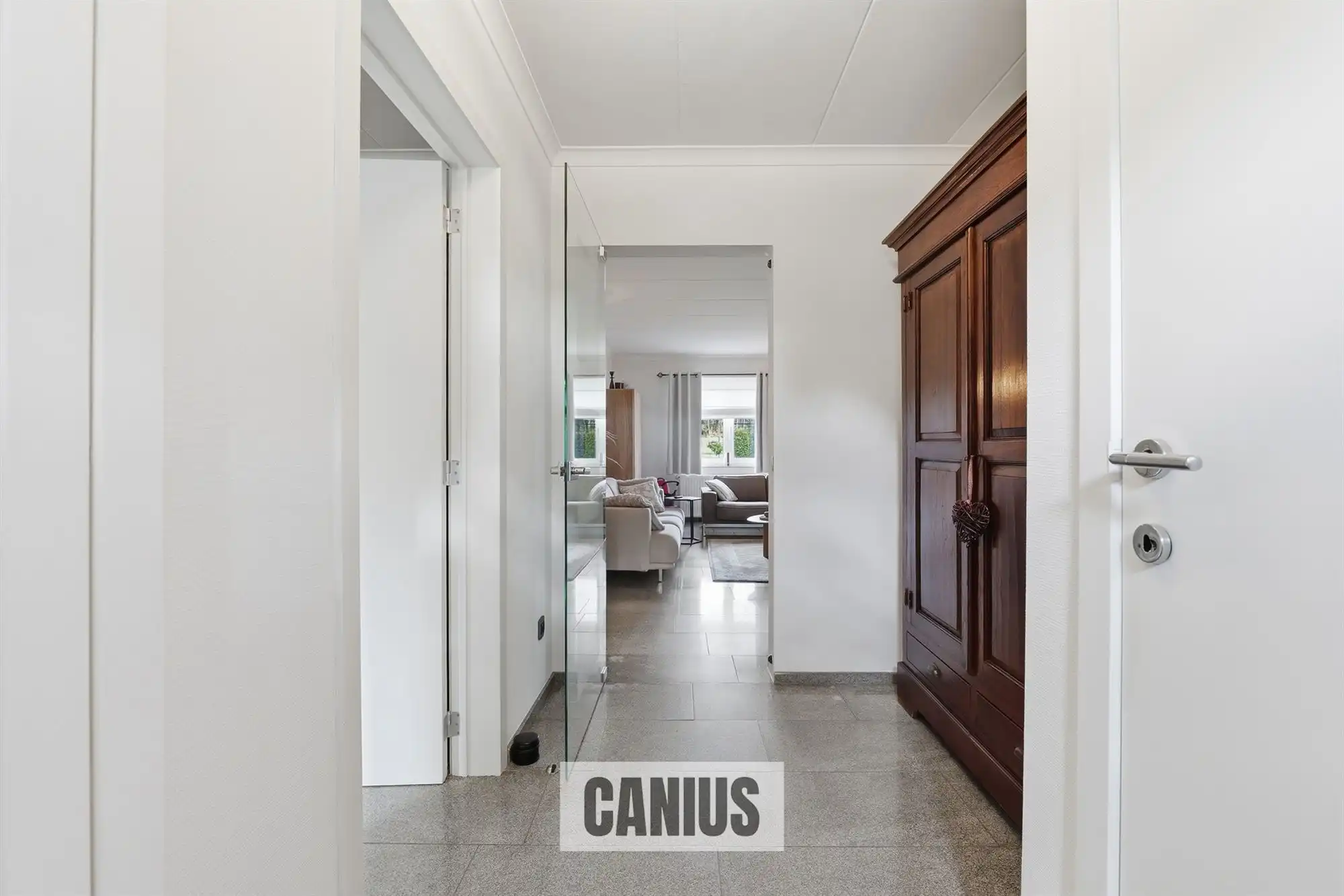 UNIEKE EIGENDOM MET 2 WOONHUIZEN TE KOOP IN BILZEN foto 8