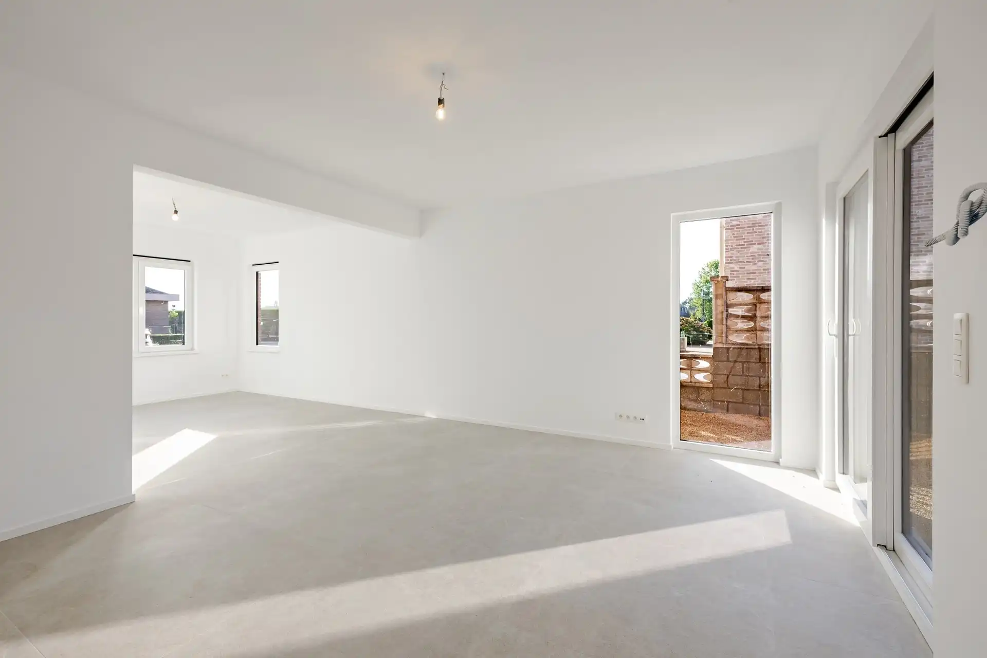 Gerenoveerde halfopen bebouwing met 3 slaapkamers, grote tuin en garage te Wichelen foto 9