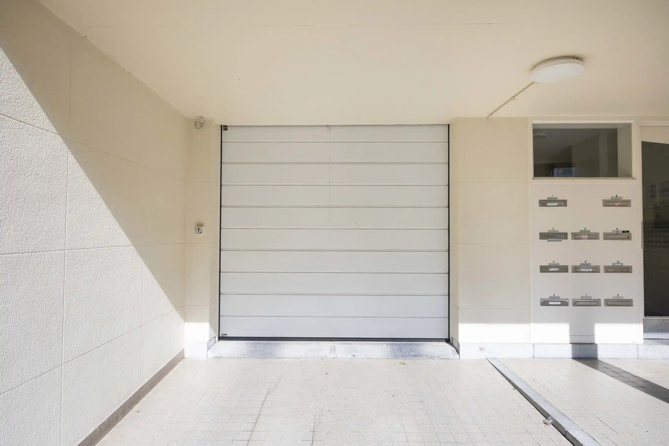 Chic en lichtrijk wonen in het hart van een gegeerde wijk foto 16