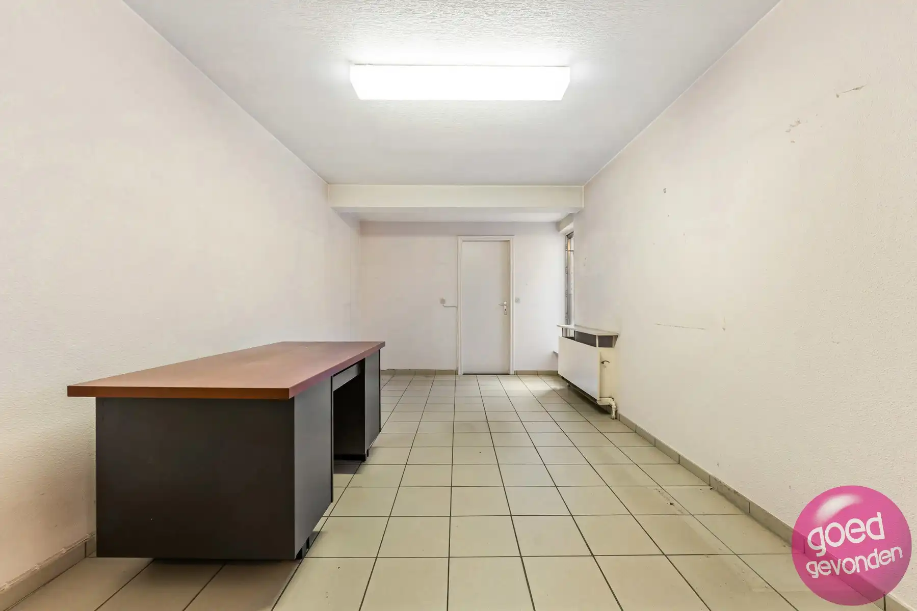 Kantoor - praktijkruimten - centraal - app. mogelijk foto 9