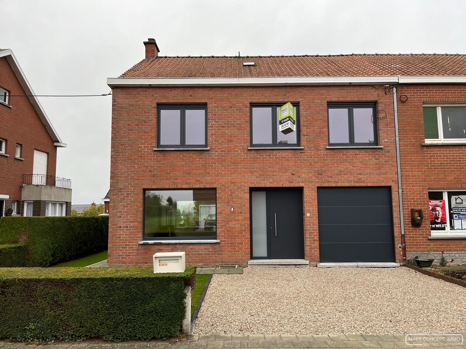 Vernieuwde woning te huur Deerlijk met grote tuin foto {{pictureIndex}}