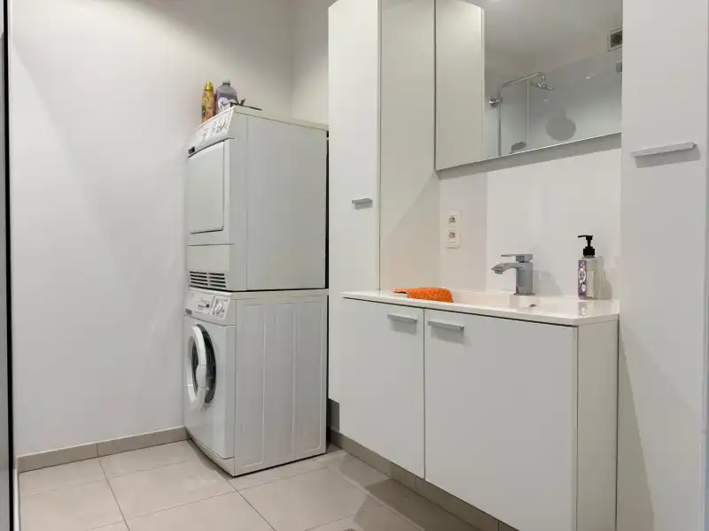 Luxueus 2-slaapkamer appartement met ruim uitzicht! foto 14