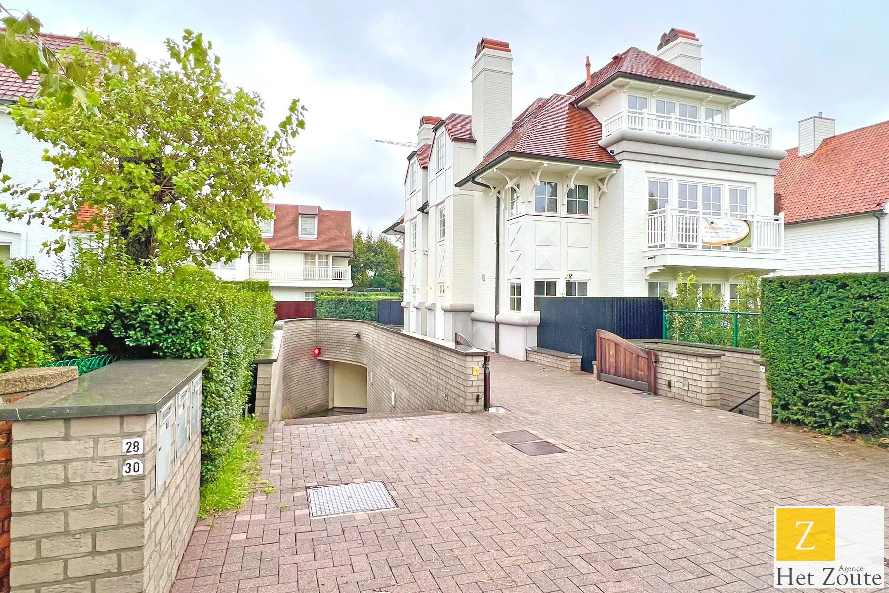 ()=>{if(producerUpdateValueVersion(node),producerAccessed(node),node.value===ERRORED)throw node.error;return node.value} Elizabetlaan 30 - 8300 Knokke-Heist