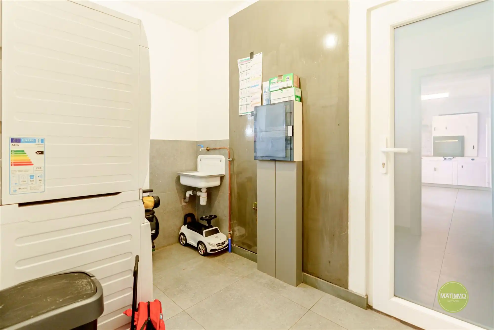 Volledig gerenoveerde woning met 3 slaapkamers in Mol foto 8