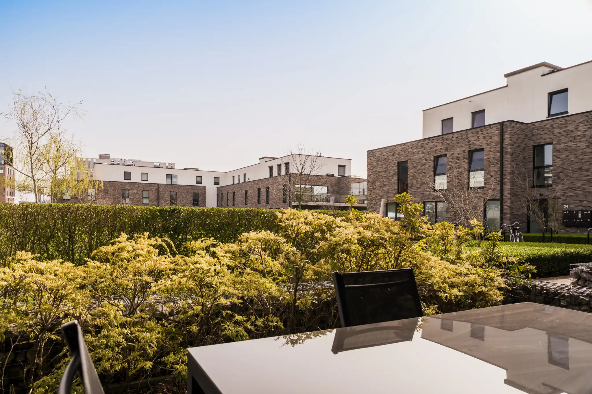 Stijlvol gelijkvloers appartement met 3 slaapkamers en ruim terras in groene, autoluwe woonomgeving foto 14