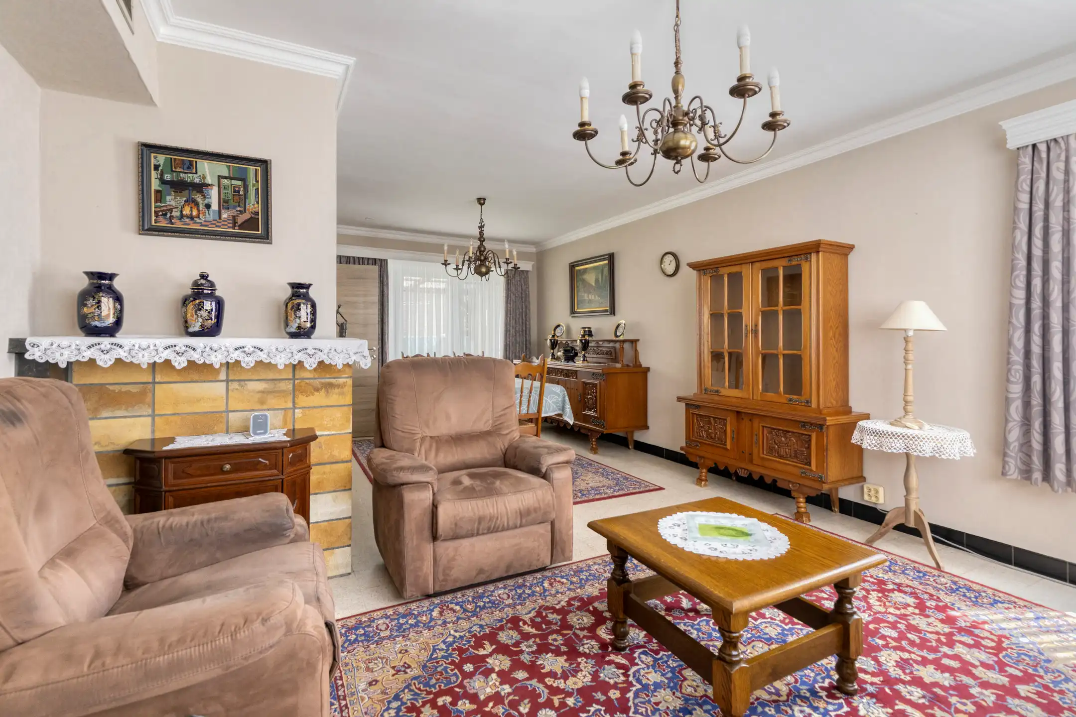 Ruime 3-gevelwoning met 4 slaapkamers en tuin te koop foto 4