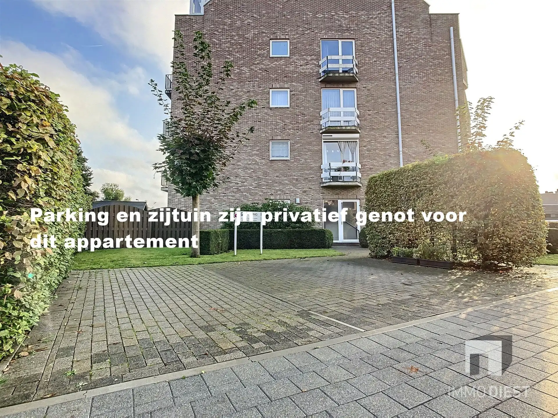 Gelijkvloers app. met 2slaapkamers en tuintje foto 3
