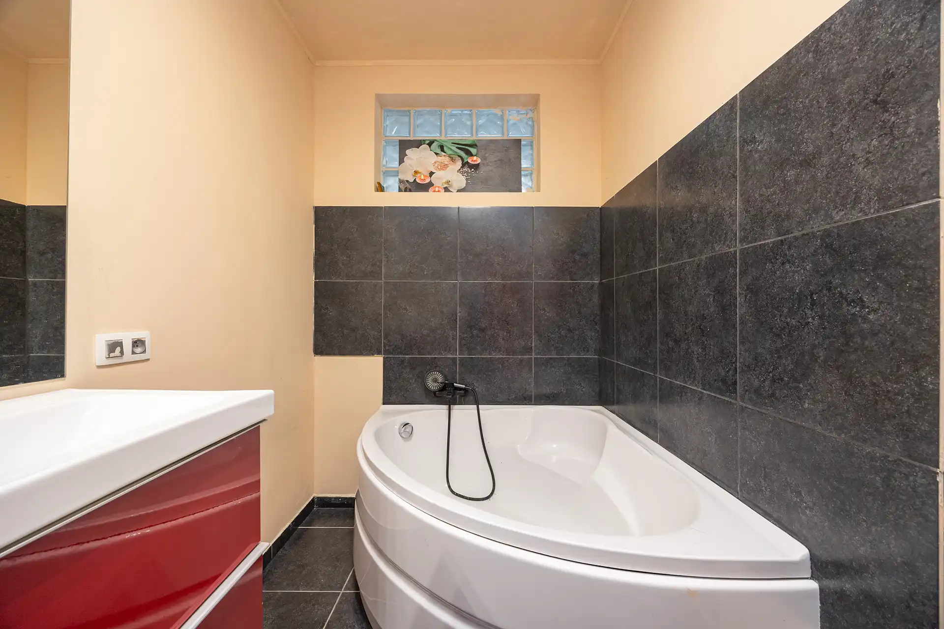 Instapklare woning met 3 slpk en tuin foto 8