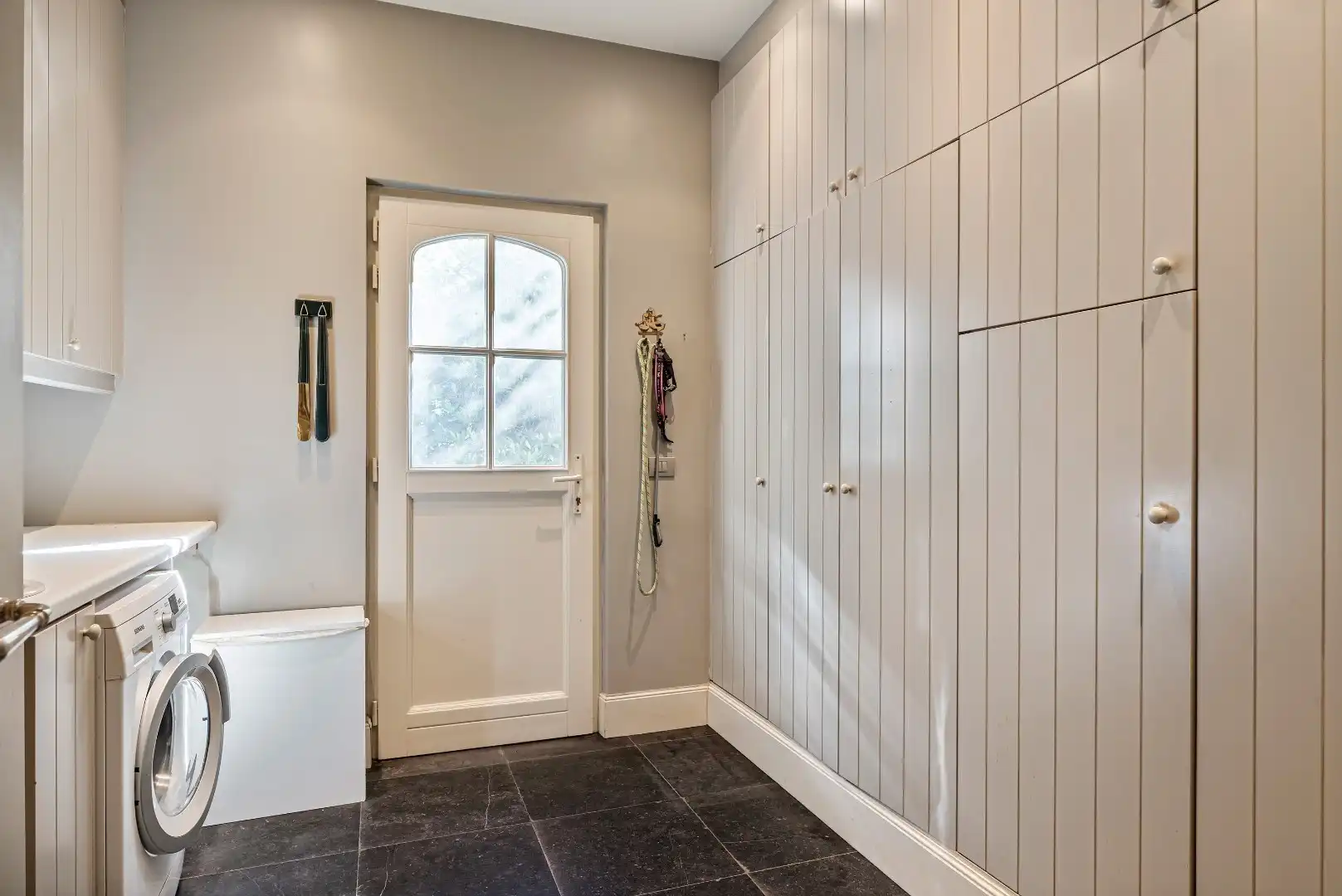 Exclusieve Villa op perceel van 3675 m² ook als Kangoeroe woning foto 11