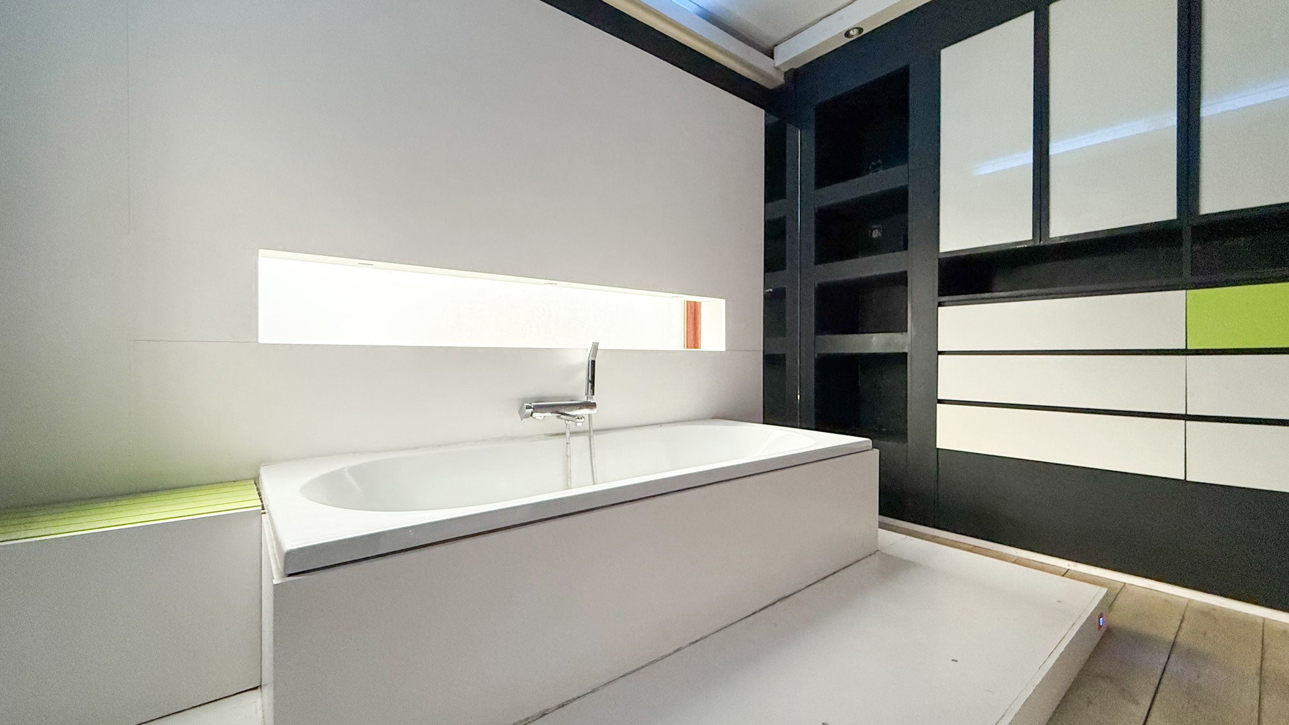 Charmante te renoveren woning in Kortessem! foto 25