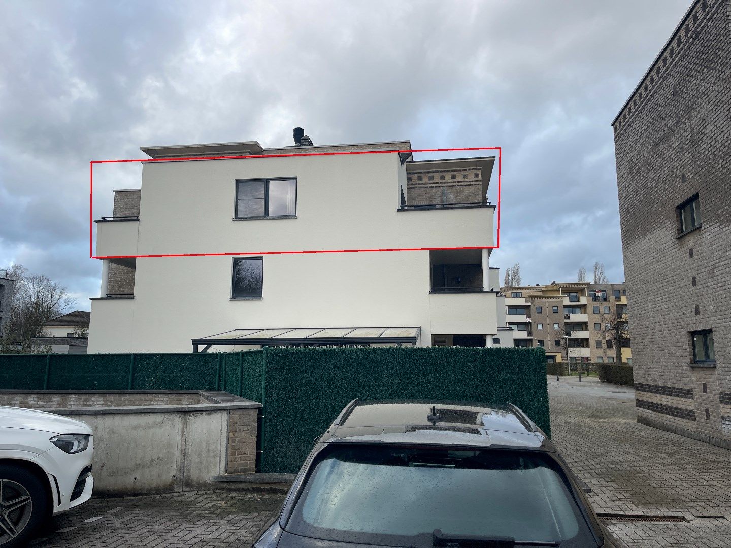 Ruim appartement met 2 terrassen, garage en 2 slaapkamers in Hasselt, bouwjaar 1996, EPC-Energielabel B, bewoonbare oppervlakte 110.m² foto 3