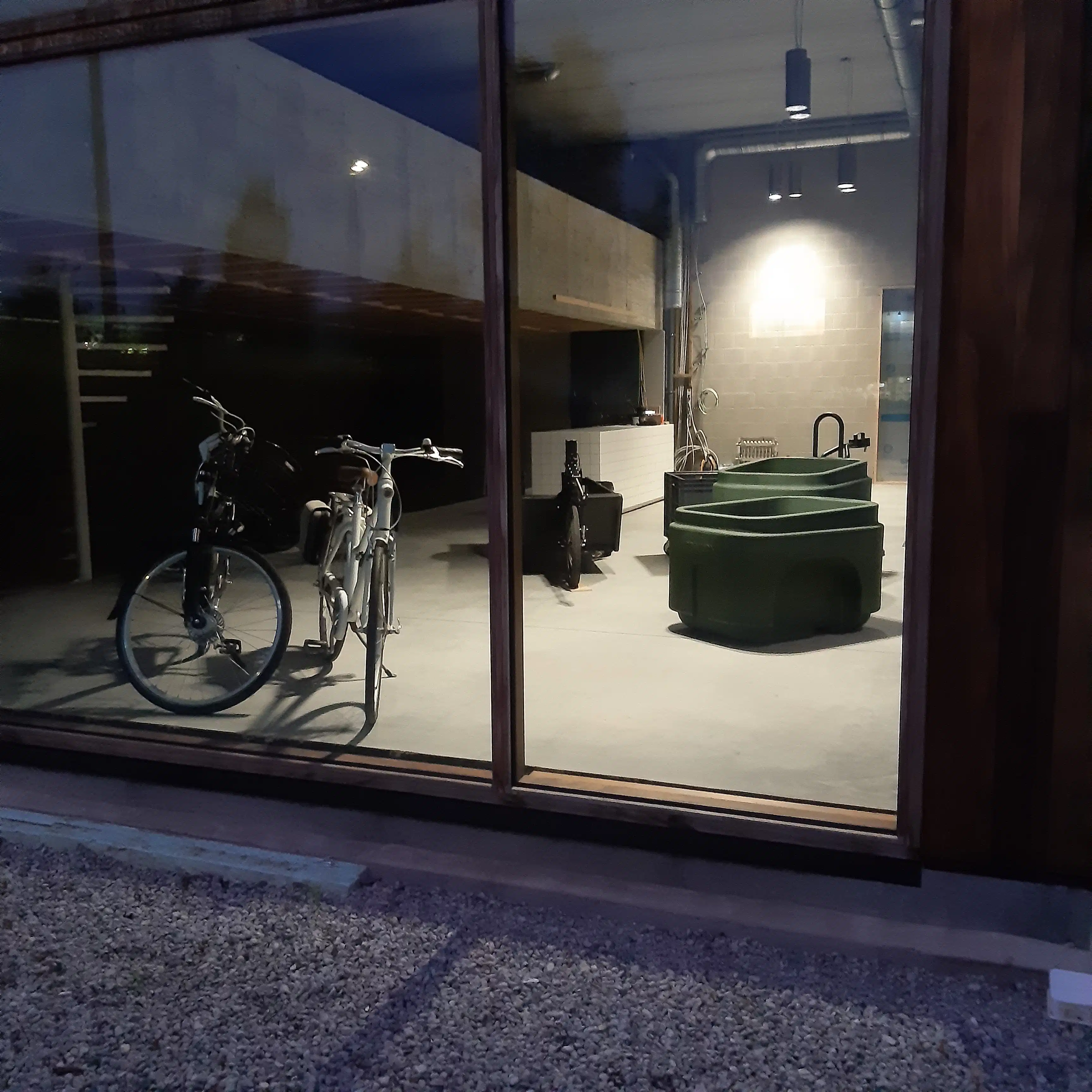 Multifunctioneel bedrijfsgebouw te huur foto 4