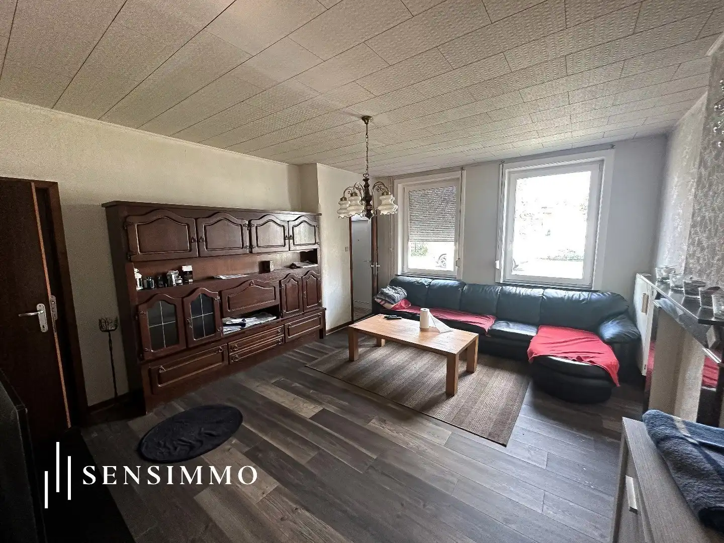 Rijwoning met 3 slaapkamers in woonwijk te Genk foto 4