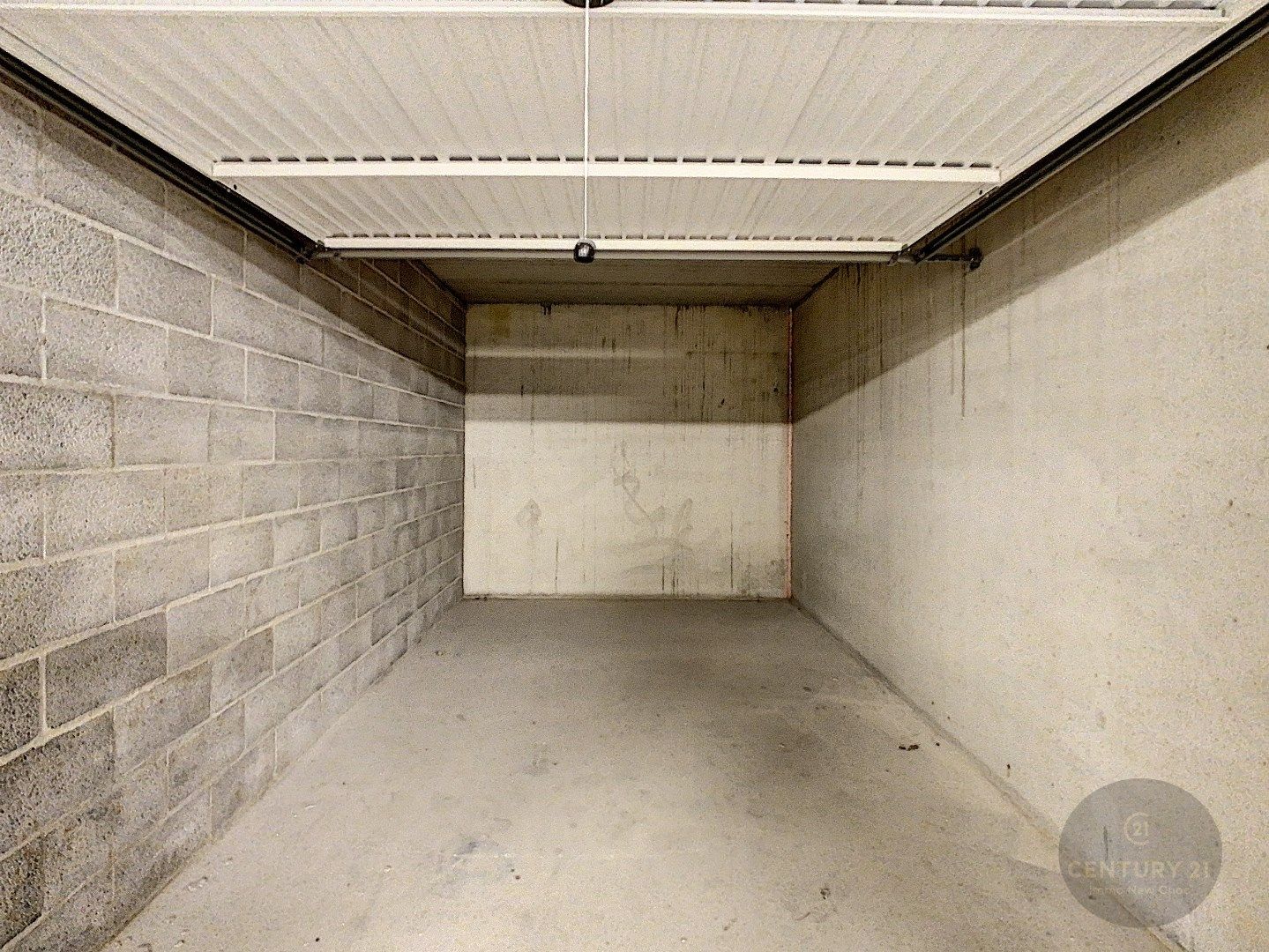 Garagebox te huur vlakbij de jachthaven van Zeebrugge foto 5