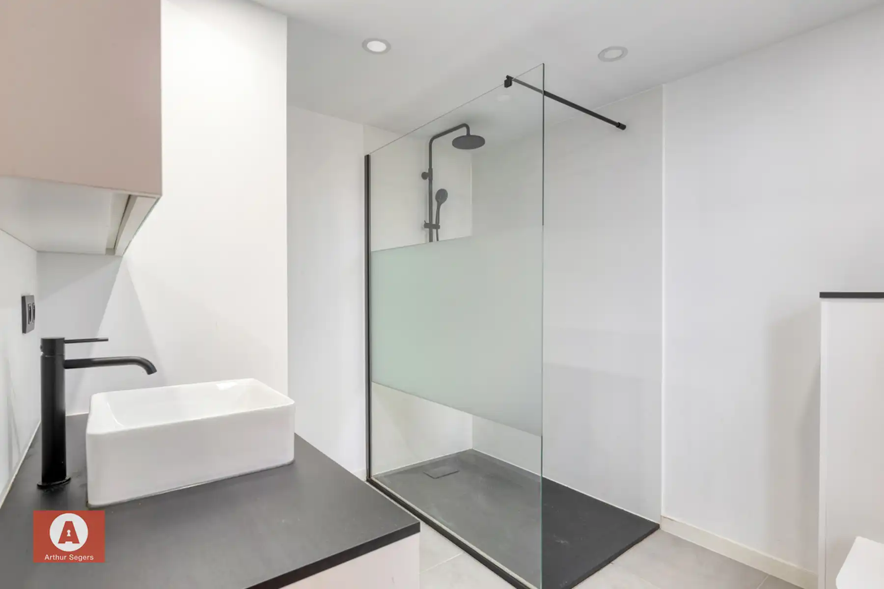 IN OPTIE - Energiezuinige & hedendaagse starters-woning met terras. foto 16