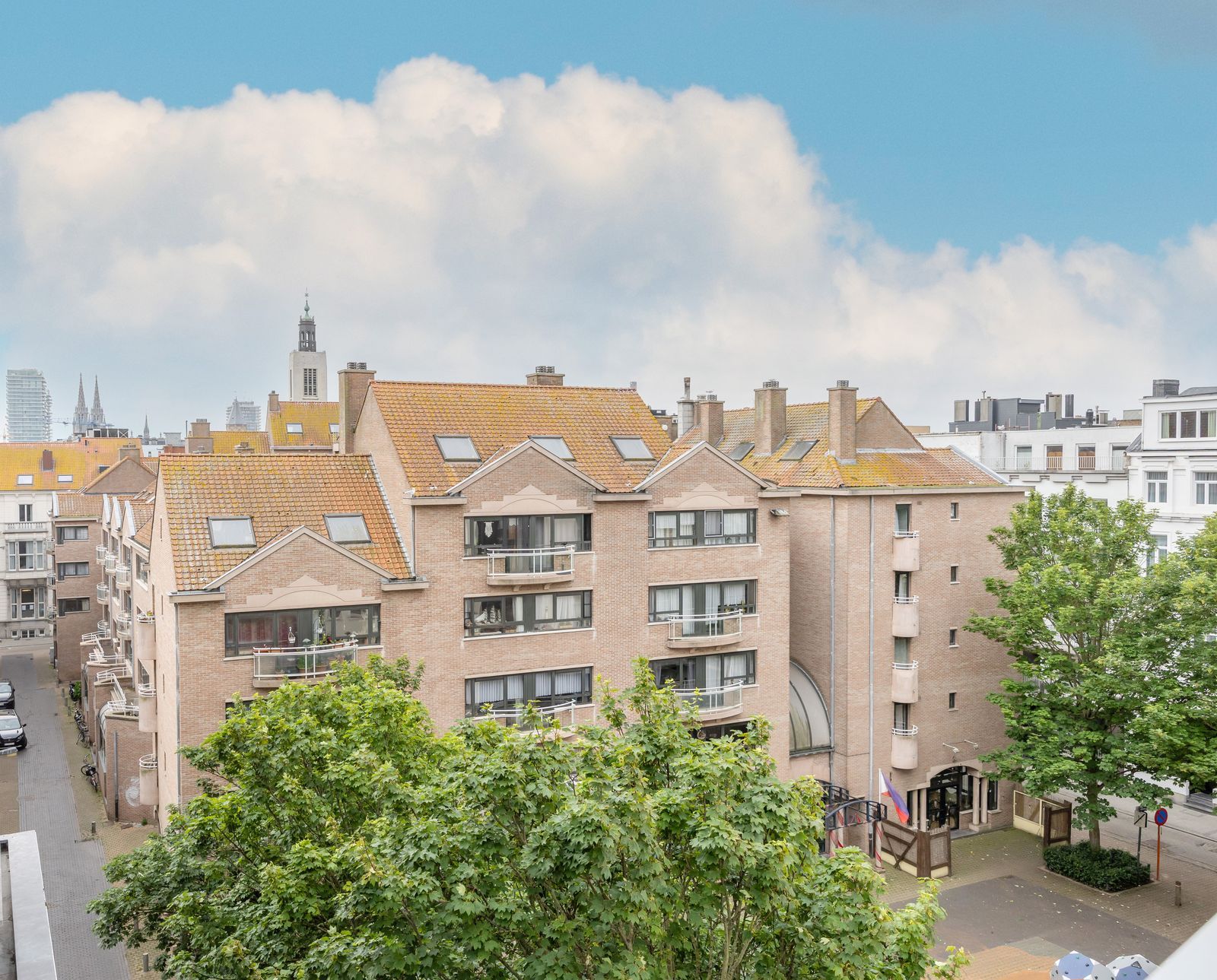 Modern en lichtrijk appartement met 2 slpk pal aan zee in jonge residentie foto 14