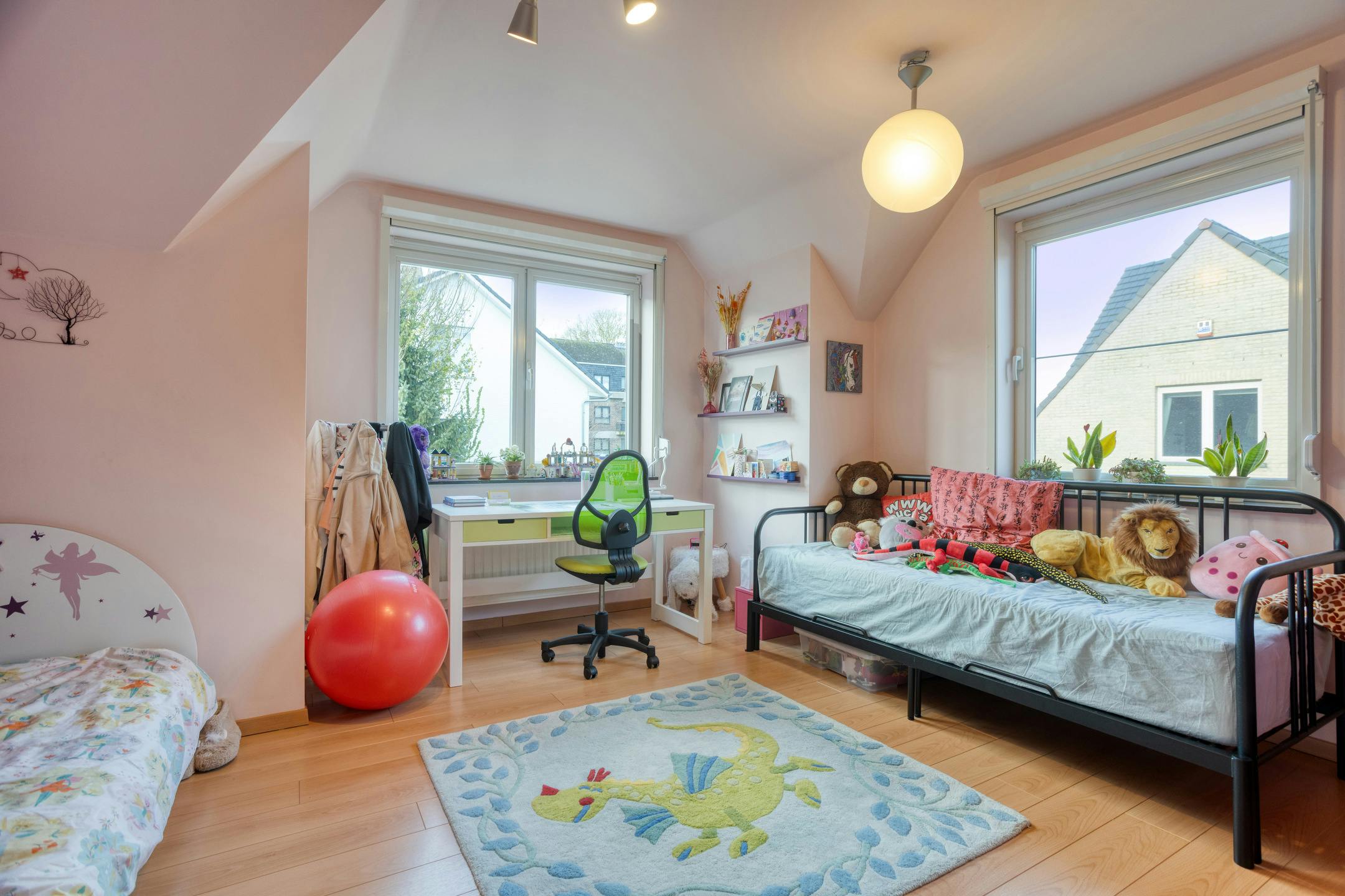 Alleenstaande villa in rustige woonwijk in Strombeek-Bever foto 17