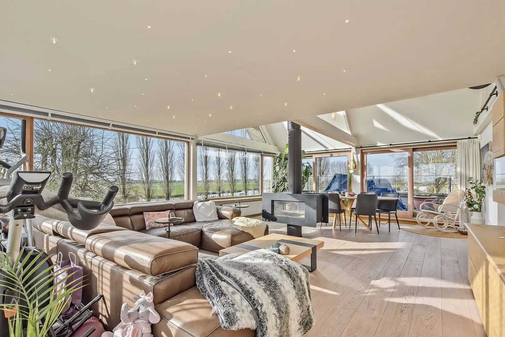 Restaurant met privéwoning en 2 B&B-kamers op 4.370 m² foto 13