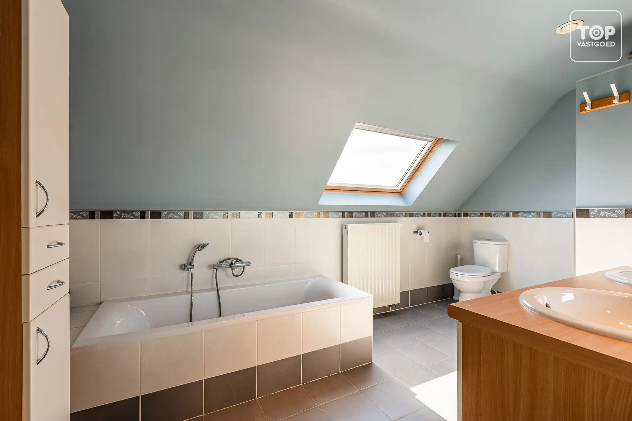 Rustig gelegen en energiezuinige woning met zonnige tuin foto 17
