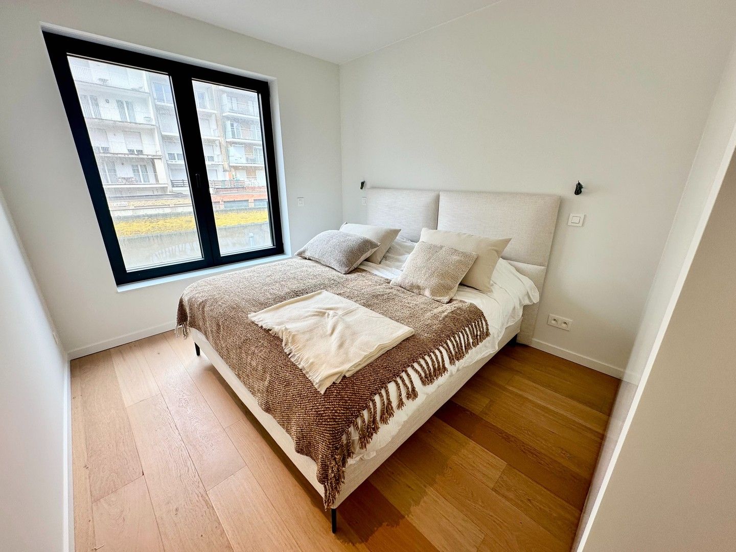 Lichtrijk appartement met façade van 6,5m gelegen ter hoogte van het Albertstand en het Rubensplein. foto 18