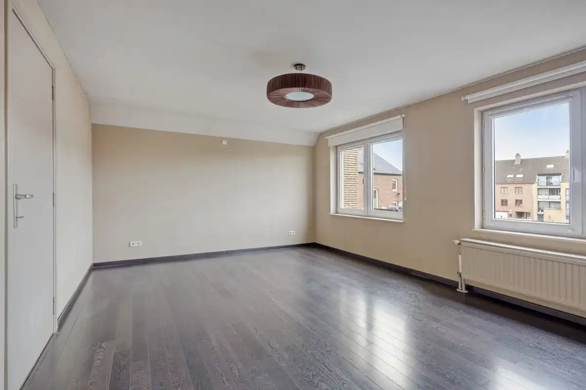 DUPLEXAPPARTEMENT VAN 146 M² MET 3 SLP'S IN LANAKEN CENTRUM foto 17