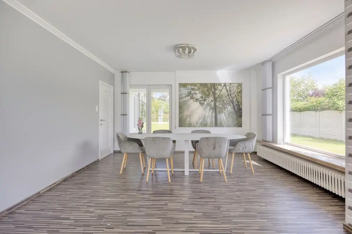 Instapklare gezinswoning met 5 slaapkamers op 16a 50ca in residentiële villawijk Henegauwberg foto 5