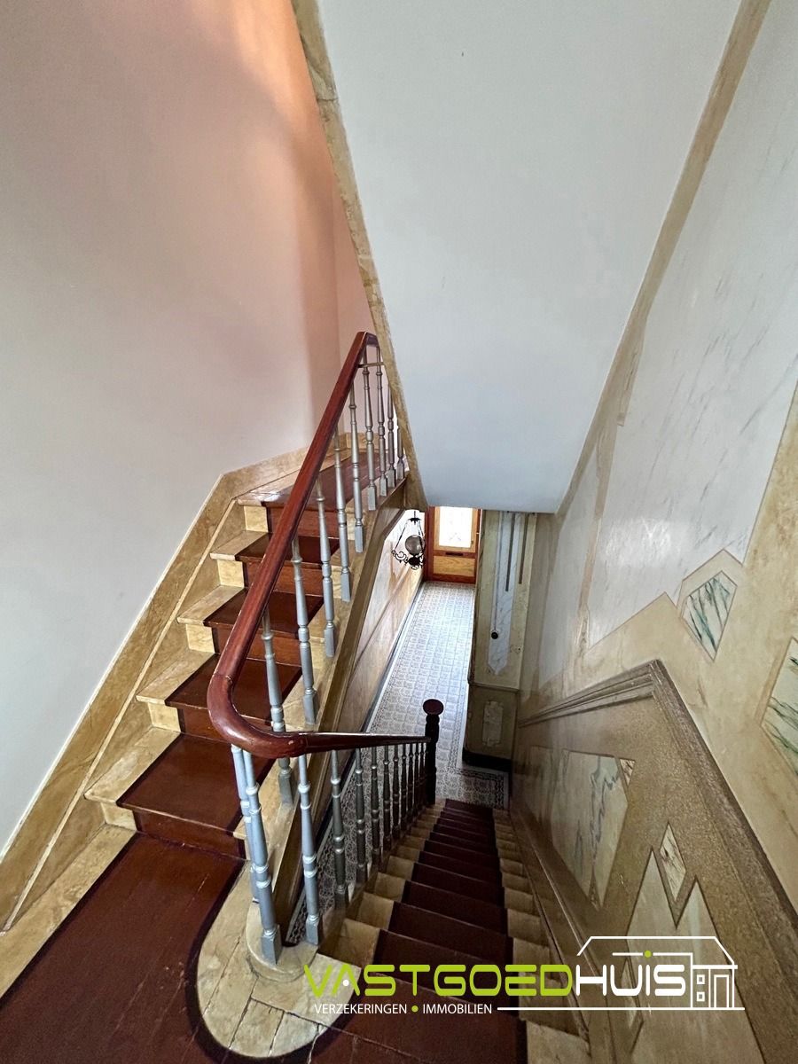 Karaktervolle gezinswoning met authentieke details in Ninove foto 21
