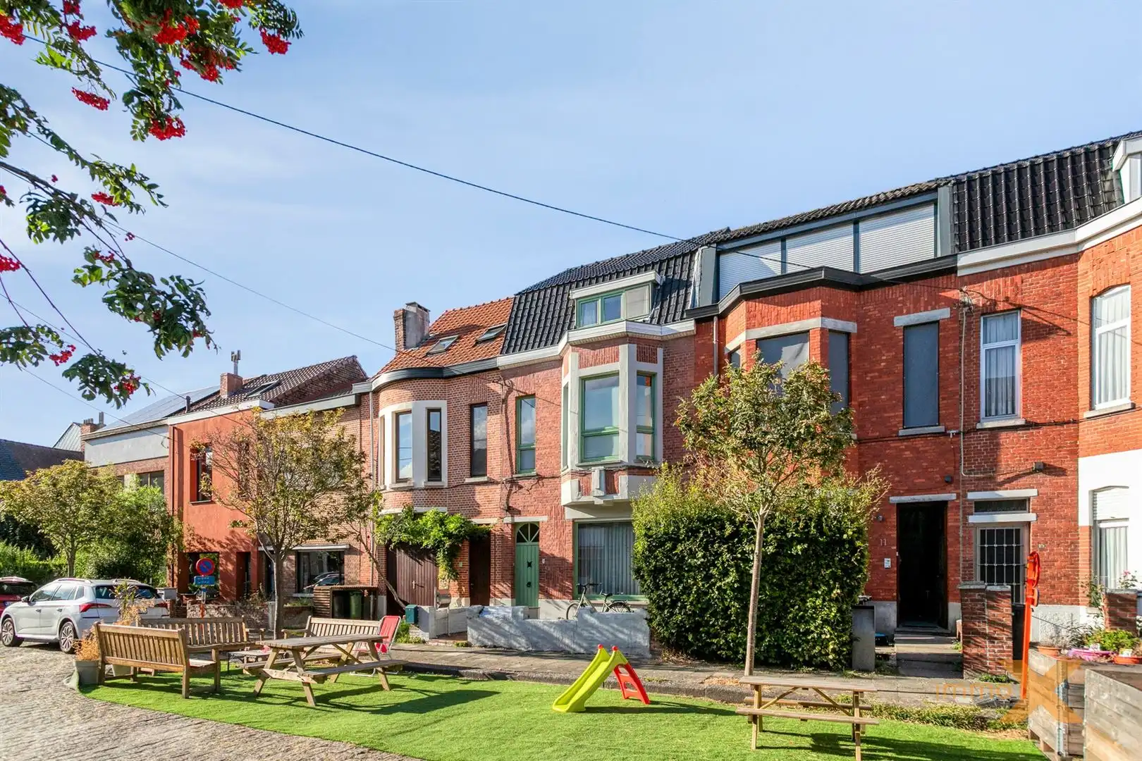 CHARMANTE WONING MET 4 SLAAPKAMERS!! foto 3