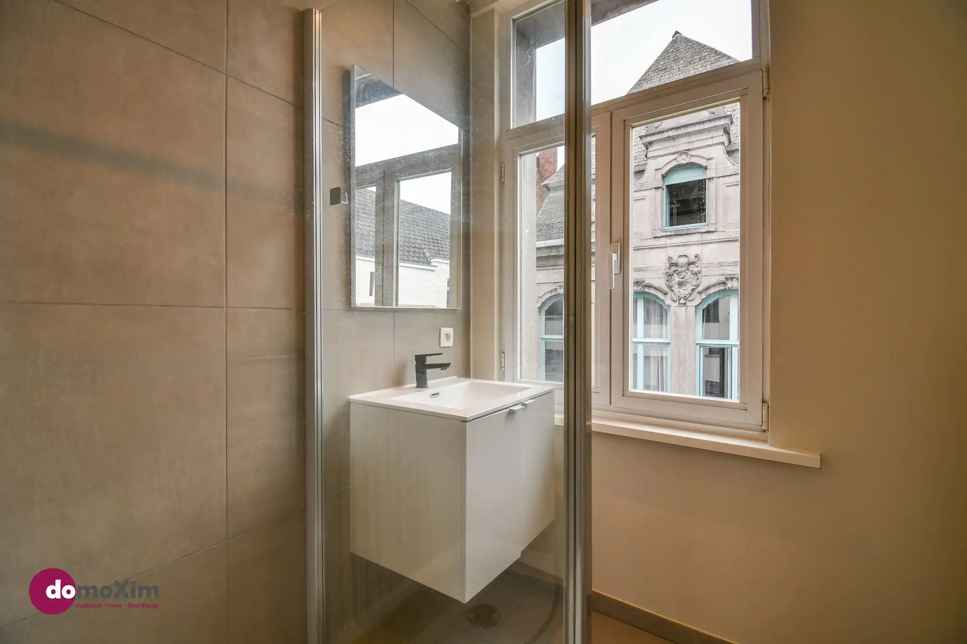 Opbrengsteigendom met 3 appartementen en handelsruimte in het centrum van Mechelen foto 11