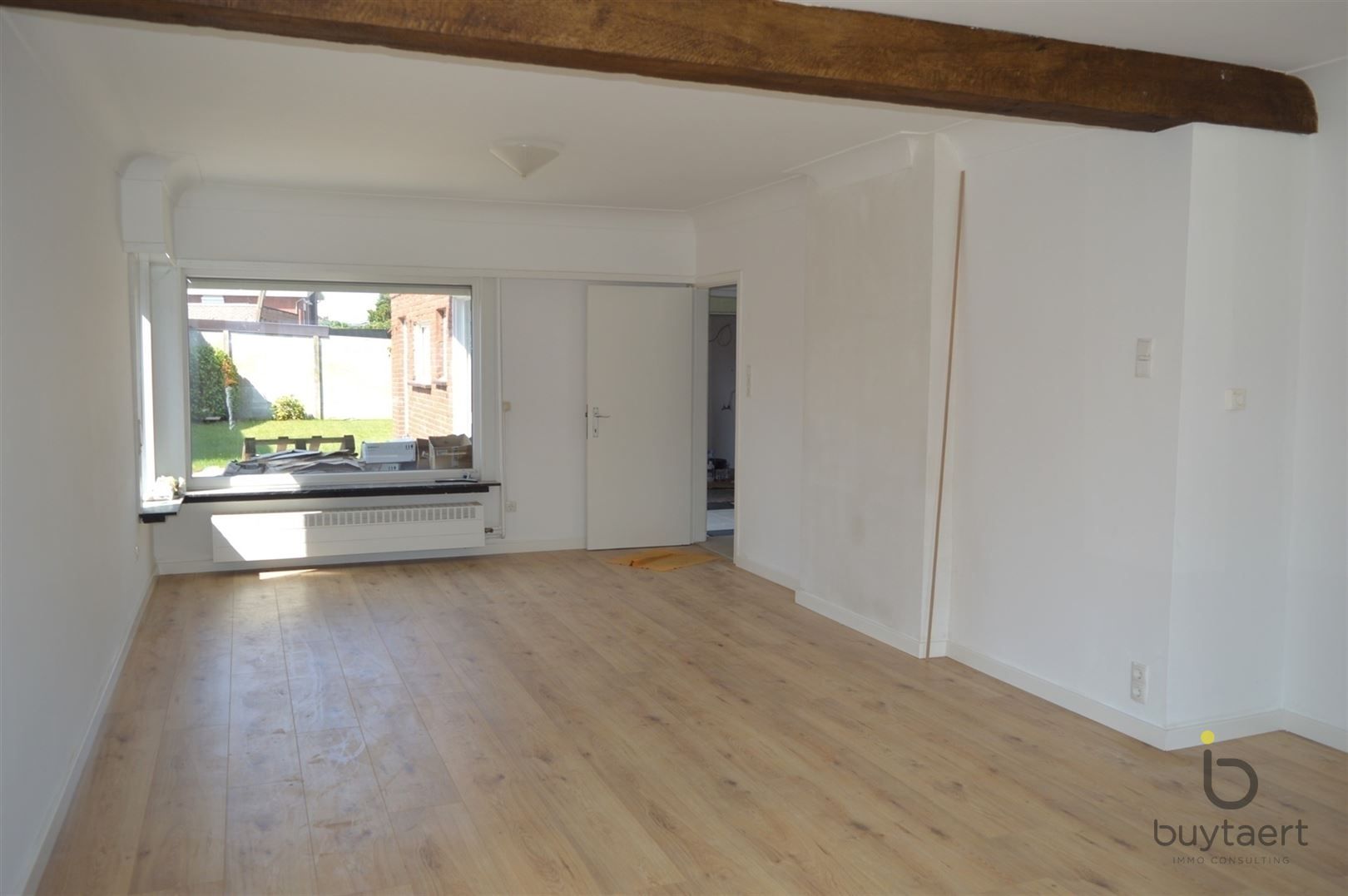 Gerenoveerde woning met tuin te Nieuwmoer! foto 7