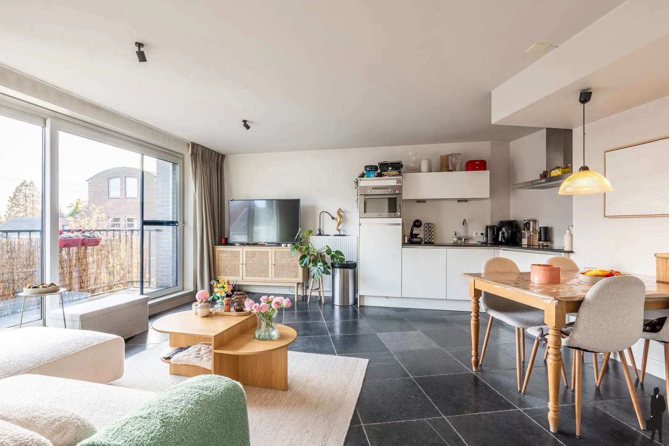 Knap appartement in hartje Hoogstraten foto 9