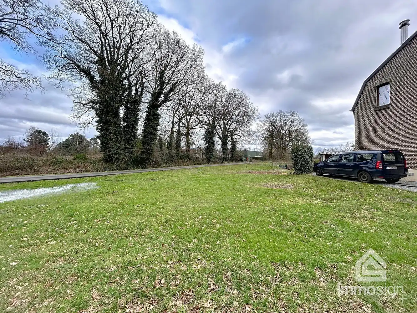 Ruim bouwperceel voor open bebouwing in gunstige ligging te Bocholt! foto {{pictureIndex}}