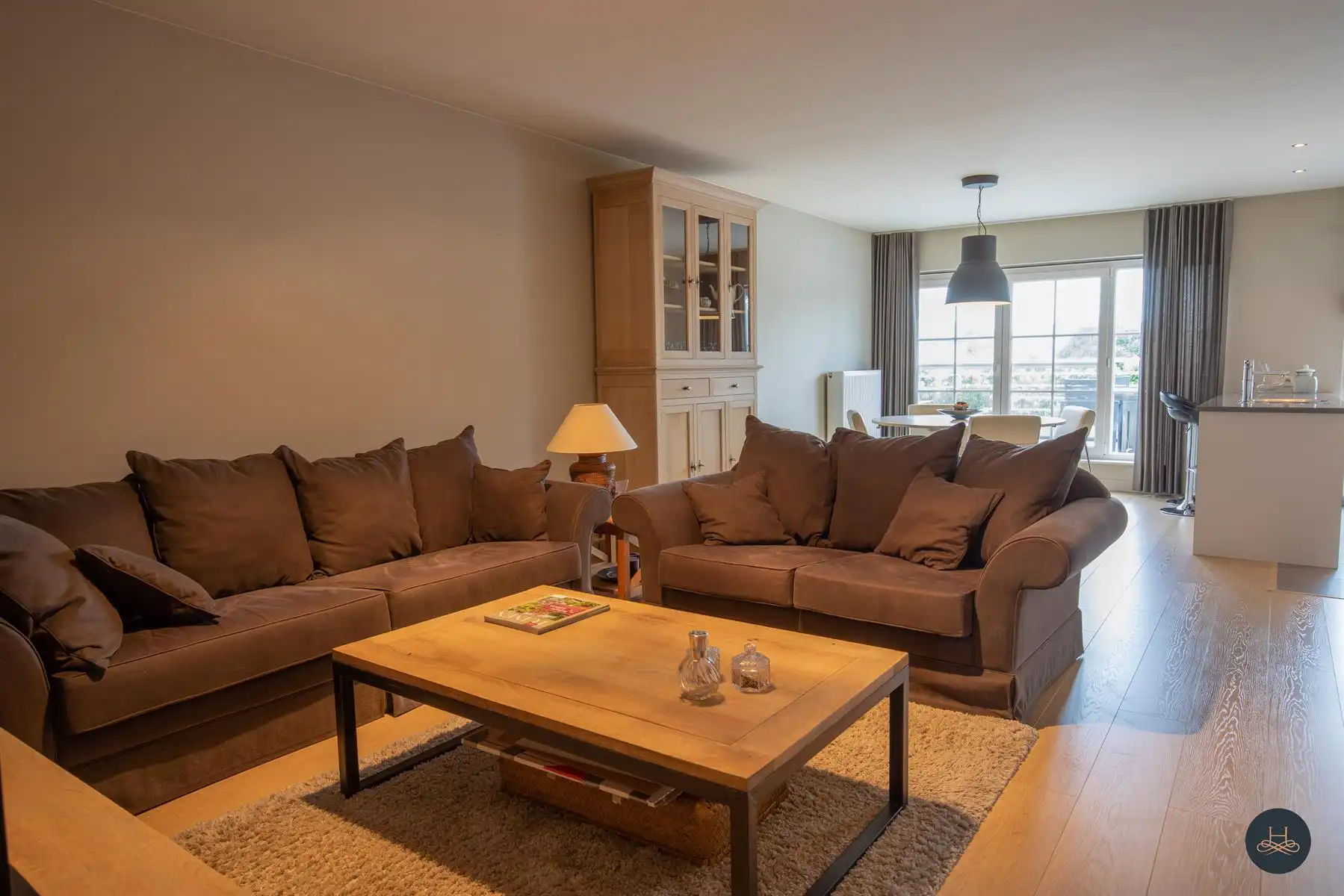 Gezellig appartement met groot terras foto 4