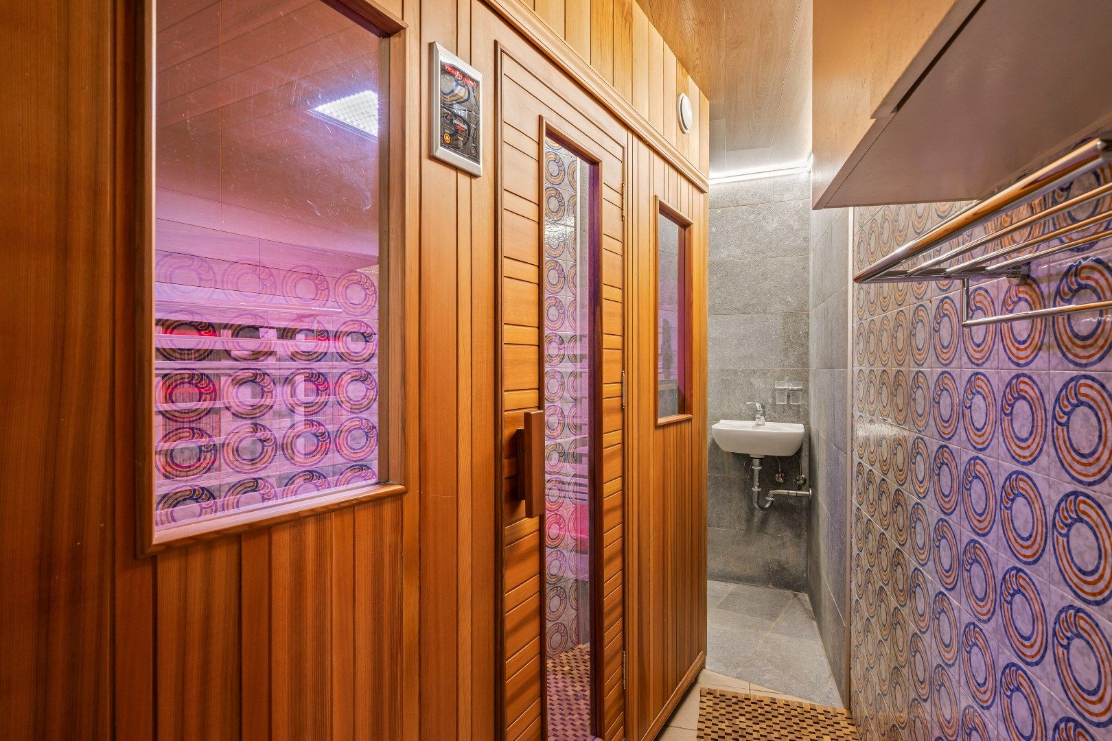 Instapklare halfopen woning met 3 slaapkamers, garage, tuin en mancave in Mesen foto 19