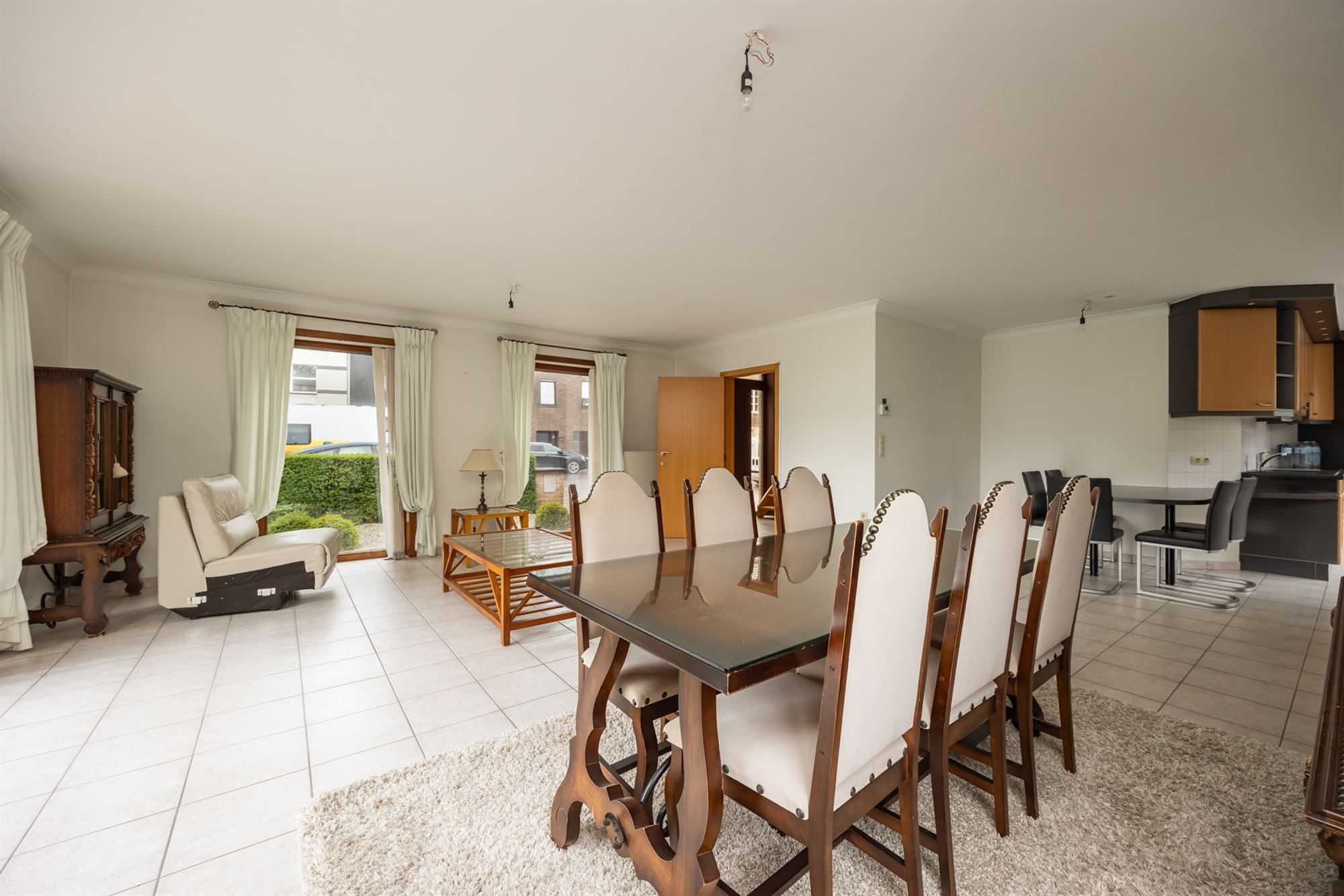 Vrijstaande woning met 4 slaapkamers en tuin foto 4