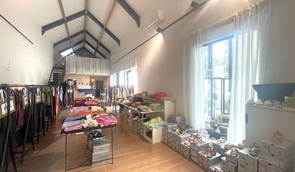 Nieuwbouw winkelruimte te huur aan N70 in Beveren foto 7