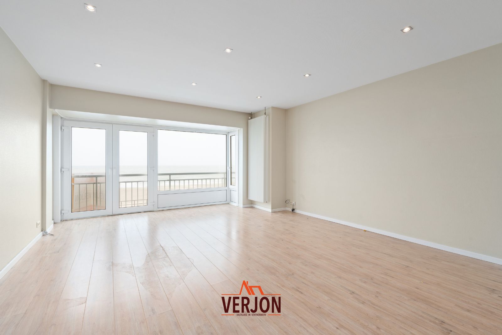 Prachtig appartement (2slpk) met zeezicht te Middelkerke foto {{pictureIndex}}