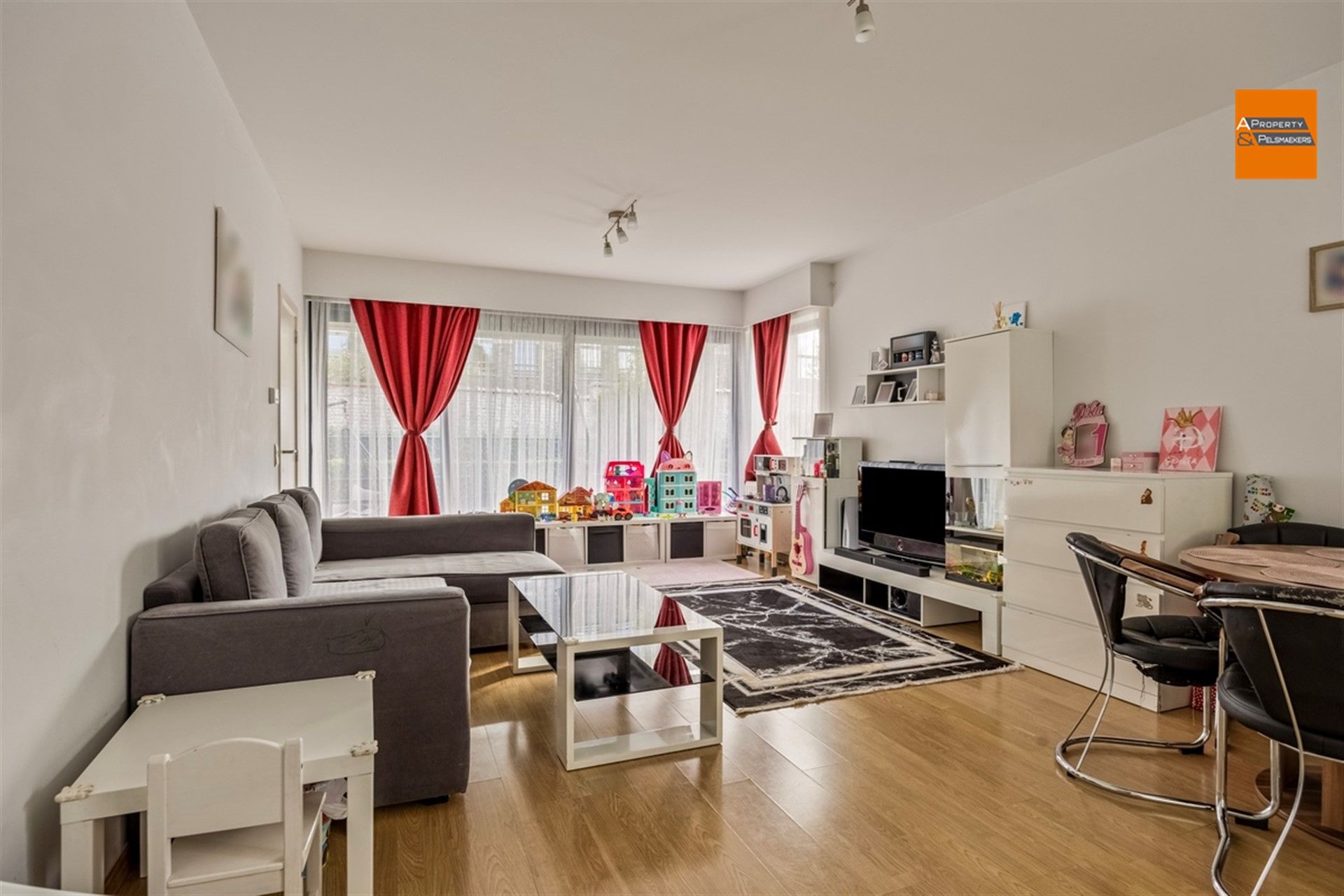 IN OPTIE Appartement 1 slpk met tuintje en garage foto {{pictureIndex}}