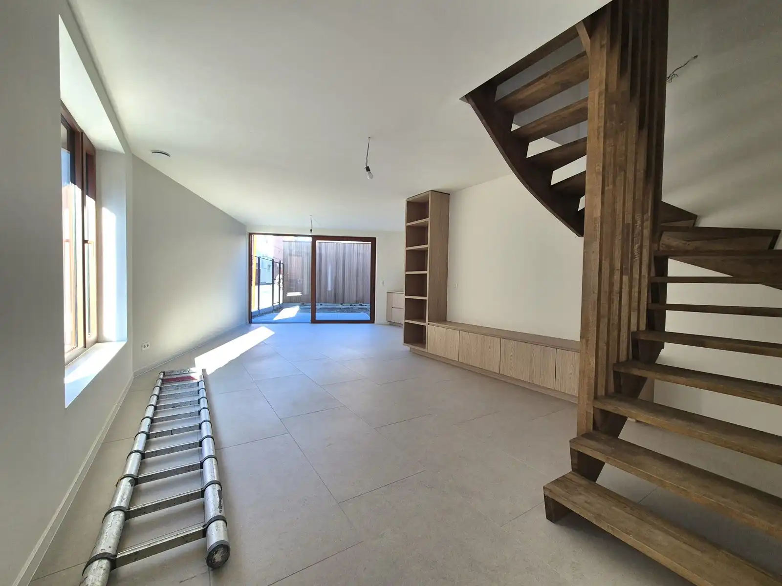 Nieuwbouw beste technieken én afwerking (ingebouwde kasten)! foto 5