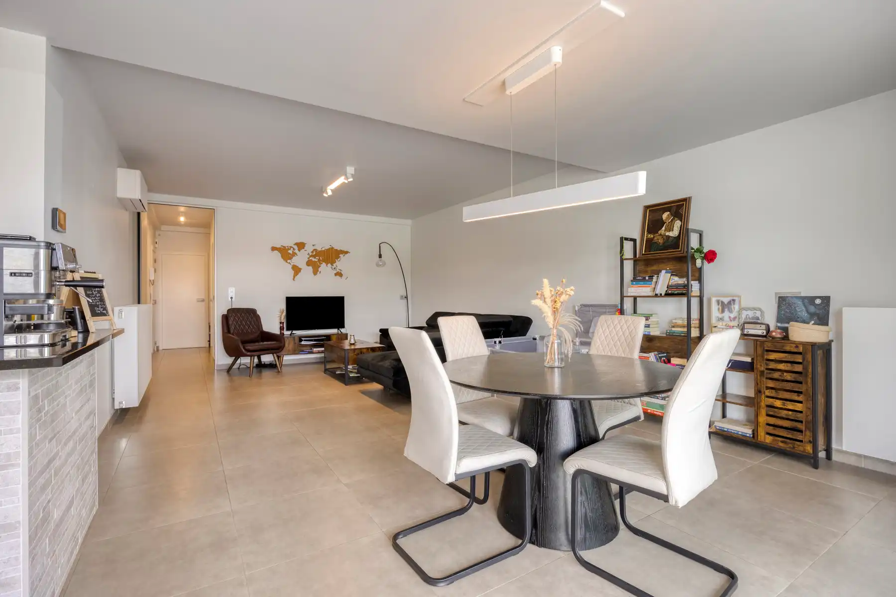 Modern en energiezuinig gelijkvloers appartement vlabij centrum foto 10