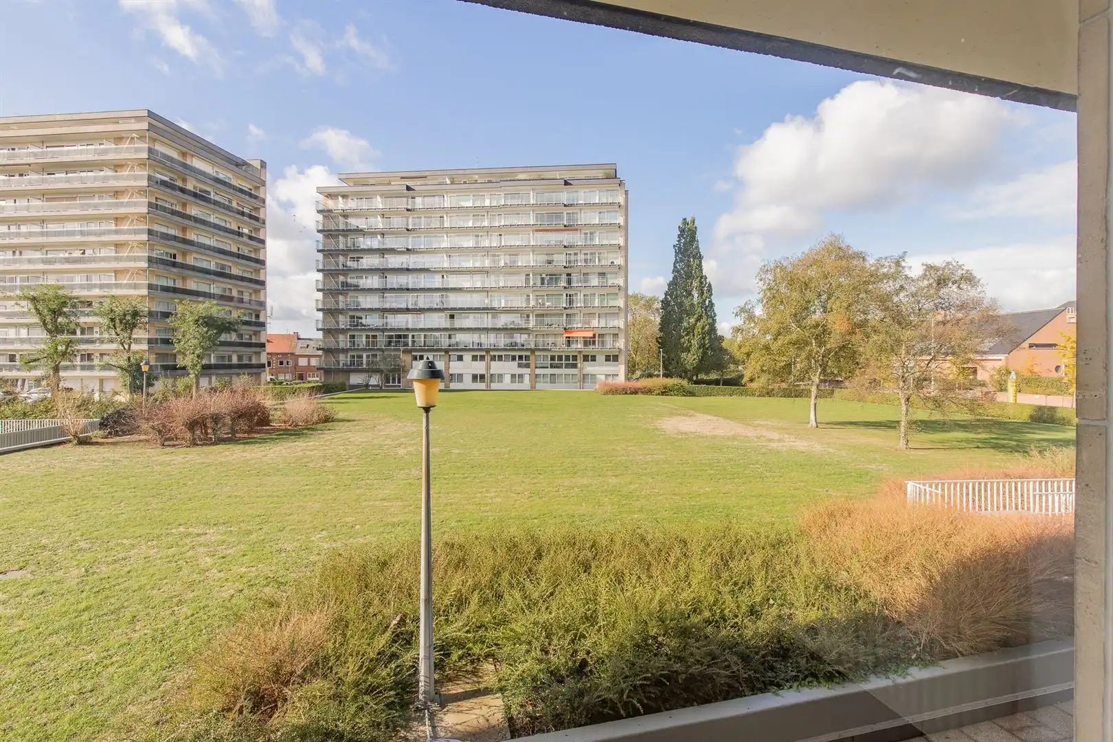 Veelzijdig handelspand met bovenliggend appartement (126m²) in centrum Dendermonde foto 15