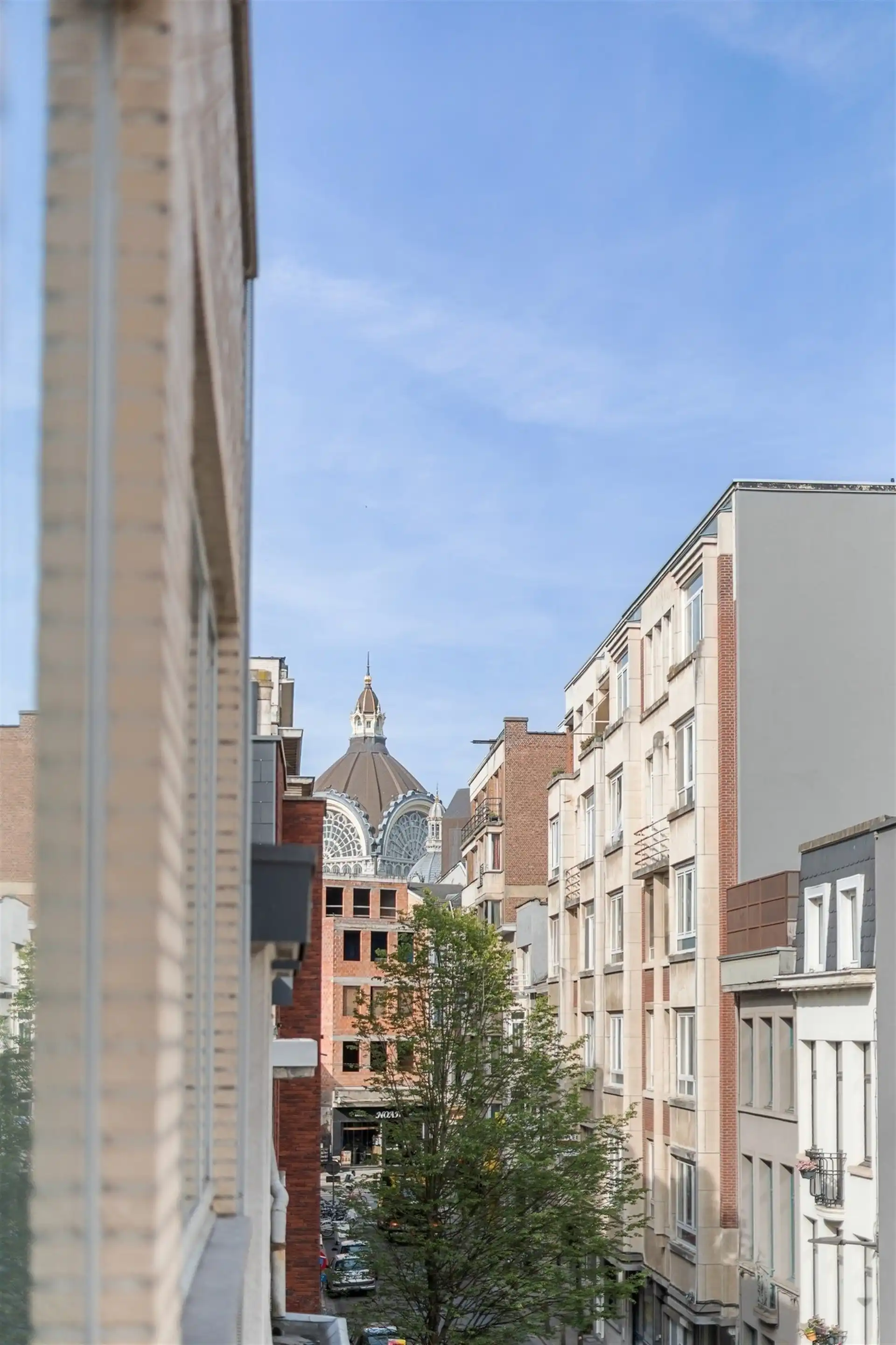 Appartement centraal gelegen met ondergrondse staanplaats foto 12