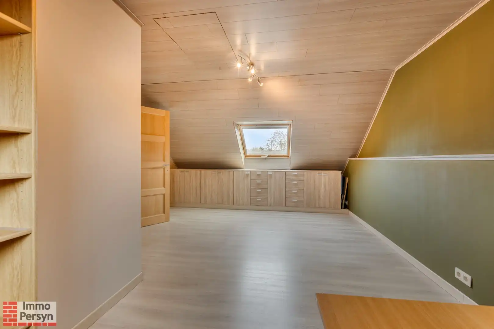 Verrassend ruime en energiezuinige halfopen bebouwing met polyvalente mogelijkheden in Bekkevoort foto 11