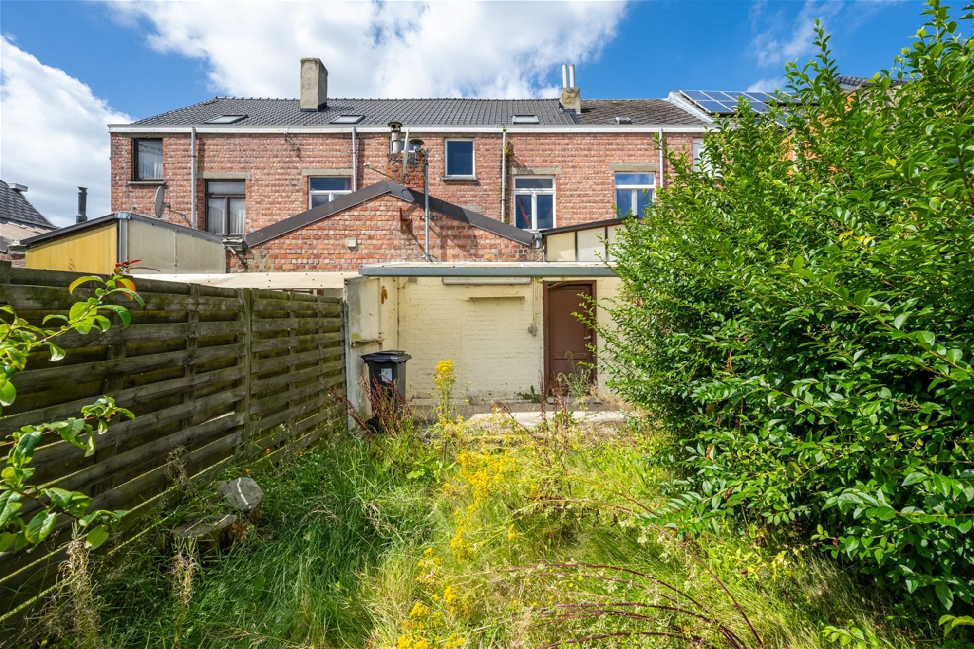 Te renoveren gezinswoning met tuin vlakbij centrum Aalst foto 11