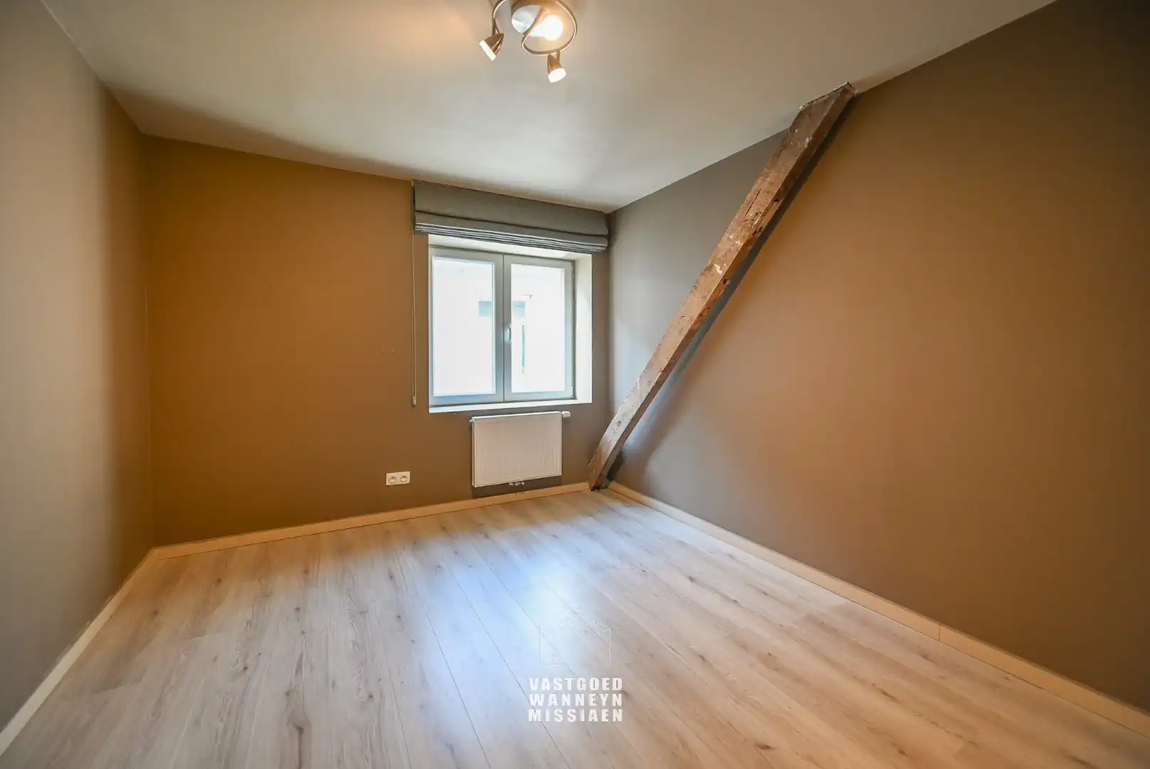 Instapklare woning met 3 slaapkamers in centrum Wingene  foto 21