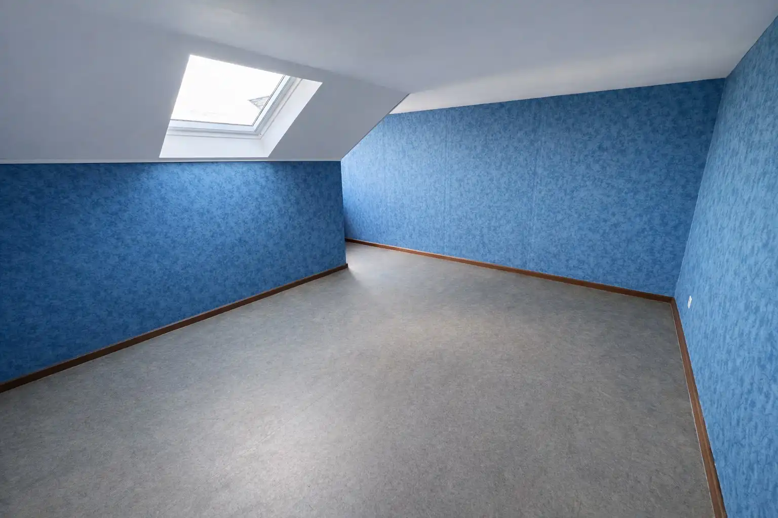 Duplexappartement in het centrum van Wenduine, vlak bij winkels, openbaar vervoer en zee. foto 9