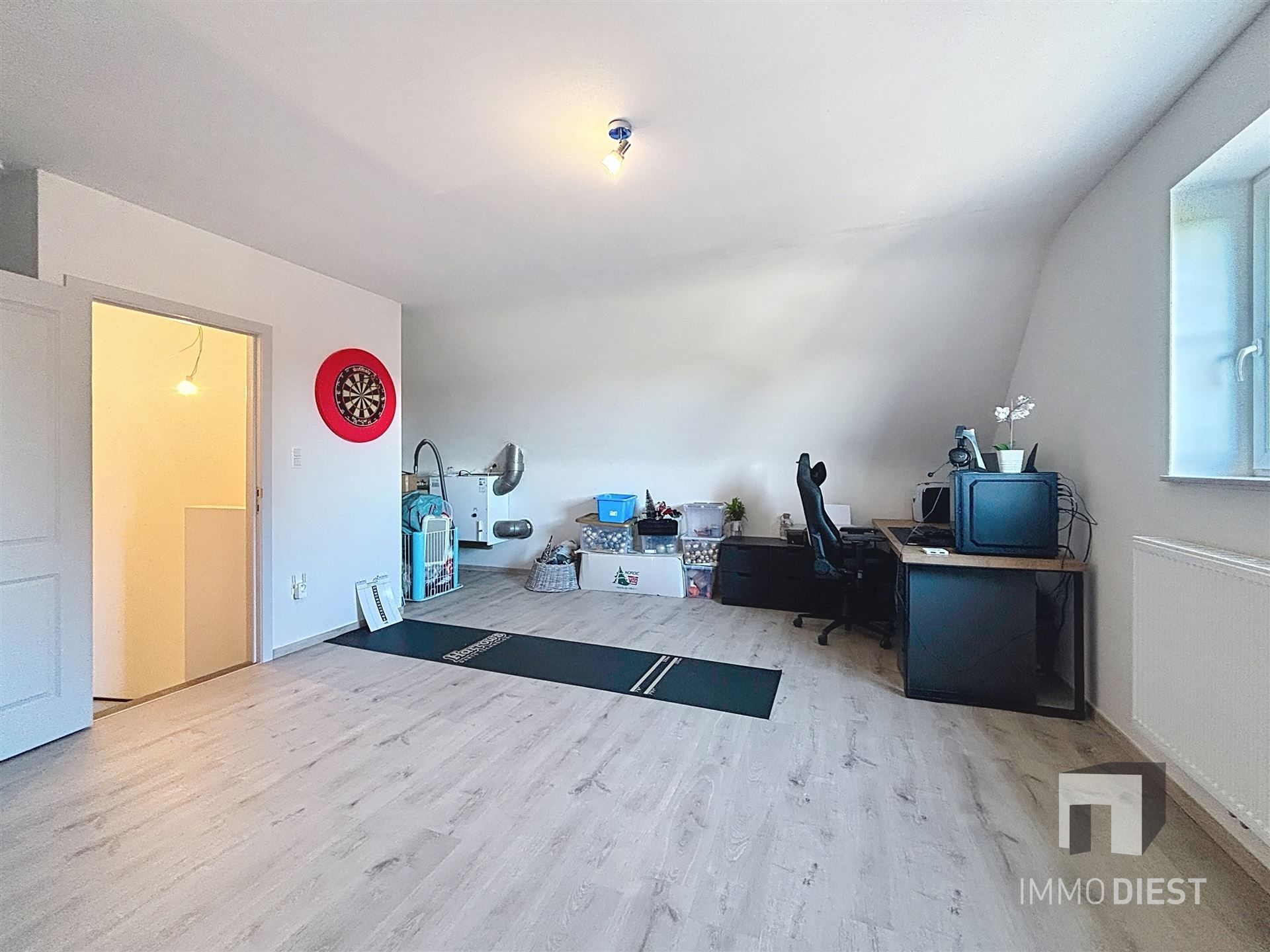 Moderne pastorijwoning op 3a 06ca met gunstige ligging in Veerle. foto 29