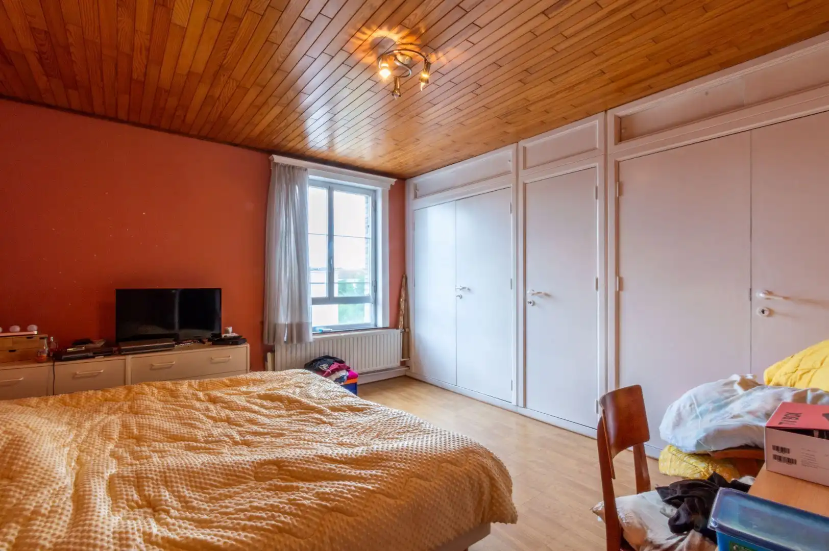 TE MODERNISEREN WONING MET 3 SLAAPKAMERS + TUIN! foto 11