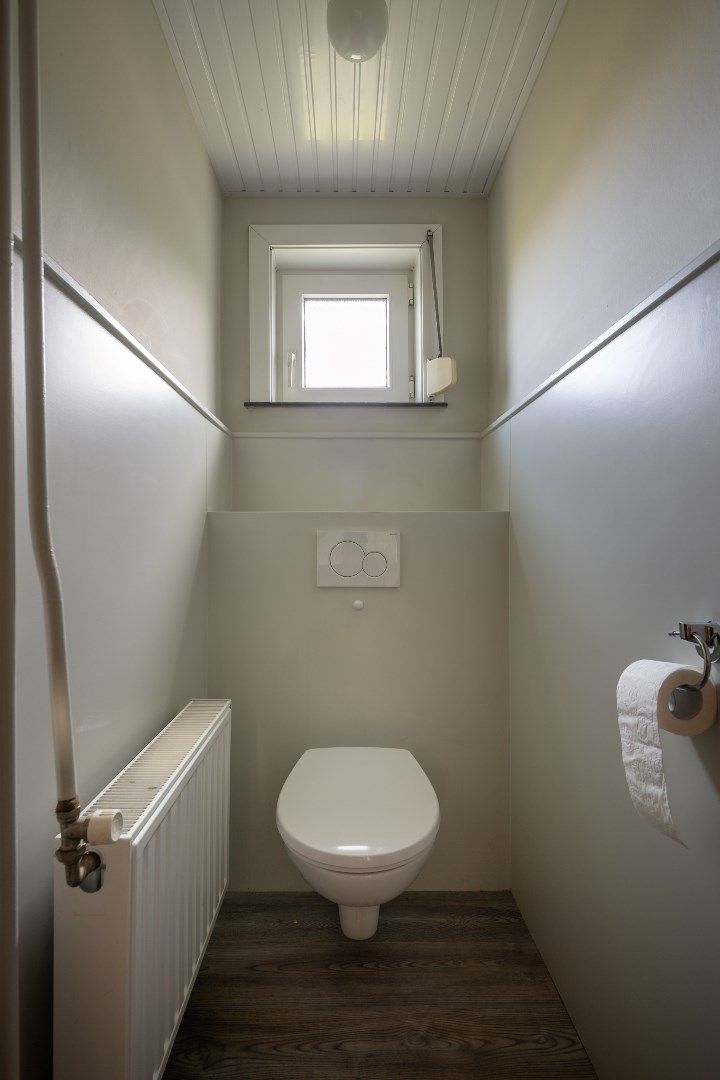 Ruime woning met vrij zicht te koop! foto 15